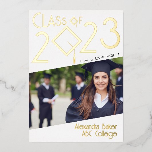 Fun Facts Photo Bold Script Class 2023 Afstuderen Folie Uitnodiging (Voorkant)