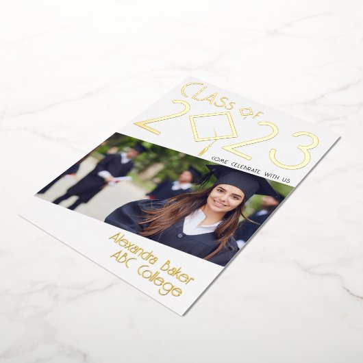 Fun Facts Photo Bold Script Class 2023 Afstuderen Folie Uitnodiging (Gedraaid)