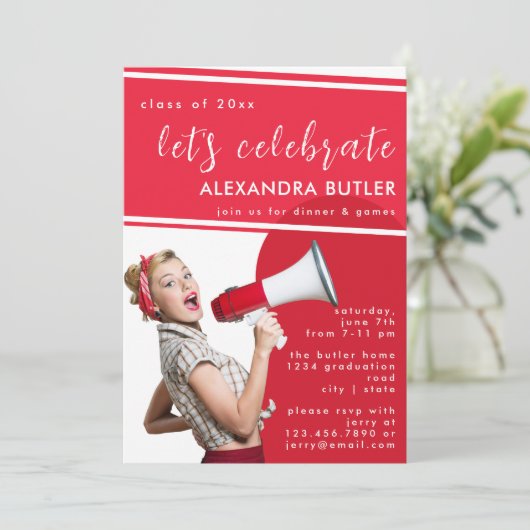 Fun Facts Red Bold Script Afstuderen Class of 2023 Kaart (Staand voorkant)