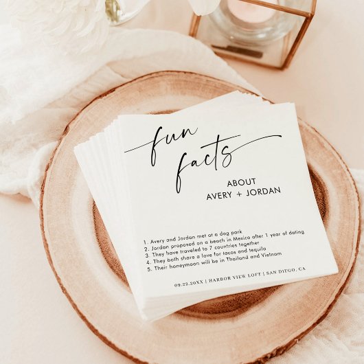Fun Facts Wedding Napkins | Modern minimalist Servet
