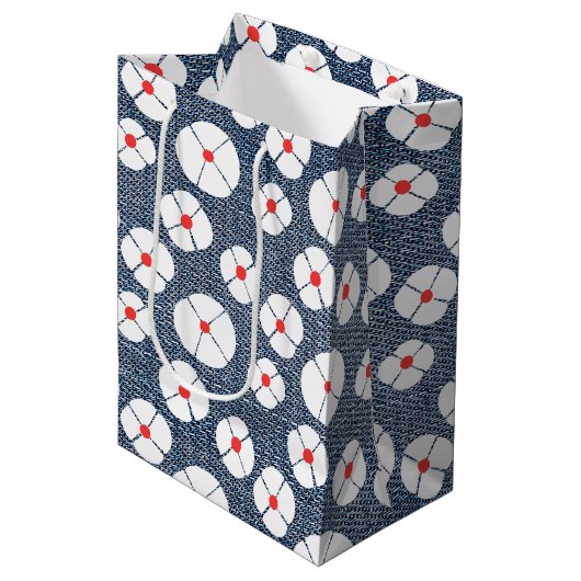 Fun Flower on Denim Medium Cadeauzakje (Voorkant Gekanteld)