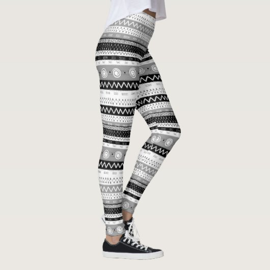 Fun, Funky, Multi Patterned Black & White Leggings (Rechts)