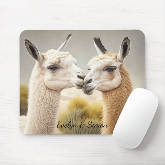 Fun Gift for Couples Engaged Kissing Llamas Muismat (Met muis)