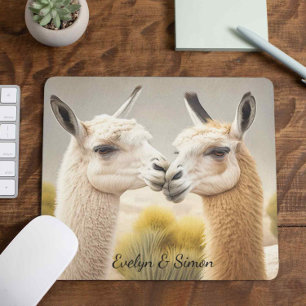 Fun Gift for Couples Engaged Kissing Llamas Muismat