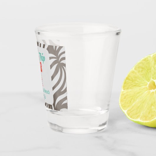 Fun Girly Tropical Flamingo & Foliage Vacation Shot Glas (Rechts)