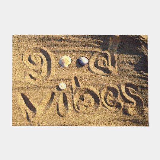 Fun Good Vibes Quote, getekend in Beach Sand Photo Deurmat (Voorkant)