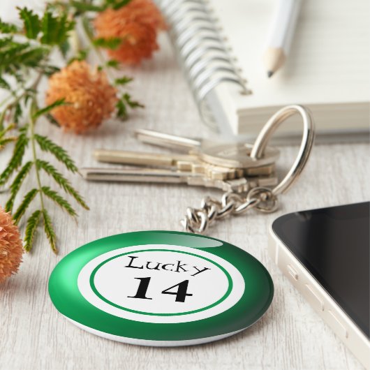 Fun Green Lucky Number Bingo Ball Theme Sleutelhanger (Zijkant)