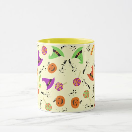 Fun Halloween Patterned Yellow Background Mok (Midden)