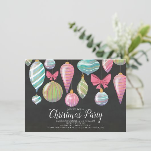 Fun Hanging Ornamenten Kerstfeest Uitnodiging (Staand voorkant)