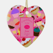 Fun, helder roze koekje elke dag van de leeftijd keramisch ornament (Rechts)