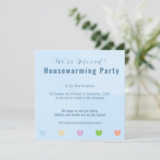 Fun Homes Tulip Flowers Housewarming Party Uitnodi Aankondiging (Staand voorkant)