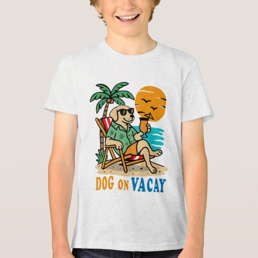 Fun Hond op Vakantie T-Shirt | Schattige Zomer (Voorkant)
