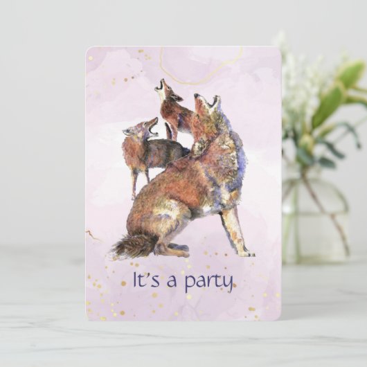 Fun Howling Good Time Coyote Verjaardagsfeest Kaart (Staand voorkant)