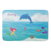 Fun in Sun Mermaid Dolphin Beach gepersonaliseerd Badmat (Voorkant)