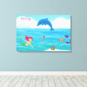 Fun in Sun Mermaid Dolphin Beach gepersonaliseerd Canvas Afdruk (Insitu (Houten vloer))