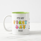 Fun IT IS MIJN EERSTE DAG TE OUDERE cadeau Tweekleurige Koffiemok (Links)