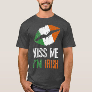 Fun Kiss me Ik ben Ierse kleuren St Patrick's Day T-shirt