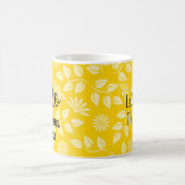 Fun Leaves Daisies Pattern Bright Yellow Sjabloon Koffiemok (Center)