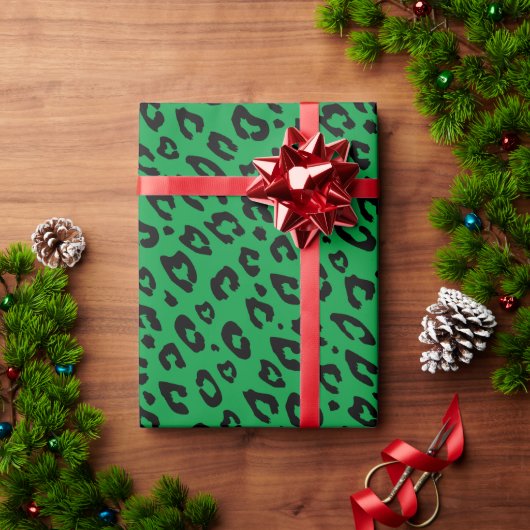 Fun leopard dierlijk druksteen groen kerstfeest cadeaupapier (Feestdagen Geschenken)