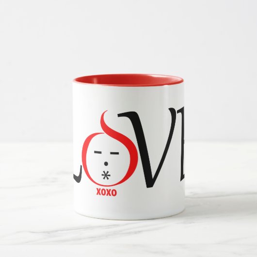 Fun Love designpersonage met xoxo Mok (Midden)