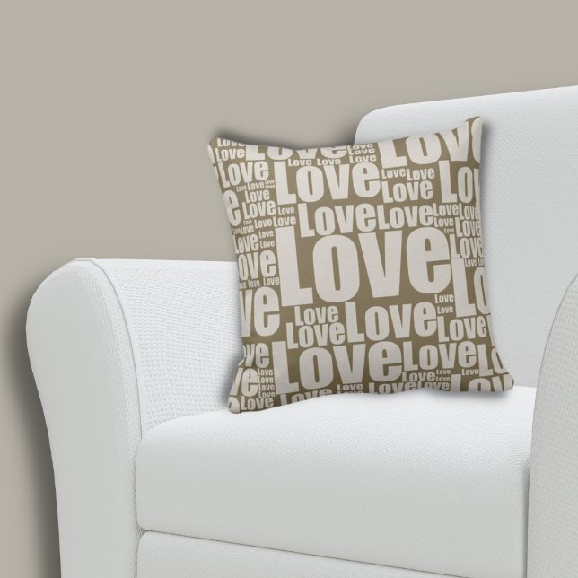 Fun Love Typography Brown Sierkussen (Motivational Brown Love Typography Pattern Throw Pillow)