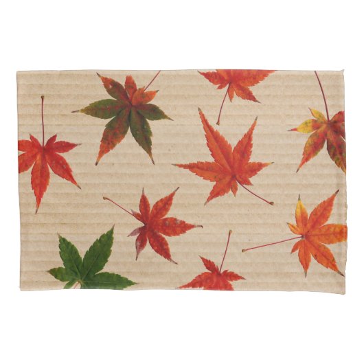 FUN Maple Leaves on Cardboard Box Kussensloop (Voorkant-Links)