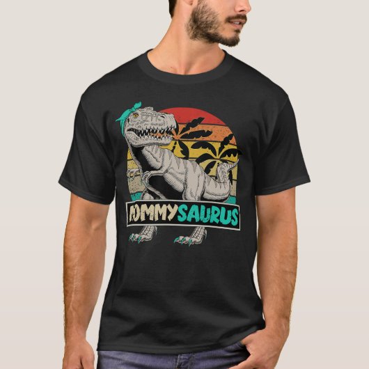 Fun Matching Family Dinosaur T-Rex for Mommy MOMMY T-shirt (Voorkant)