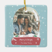 Fun Merry kerstfoto sneeuw wereldbol illustratie Keramisch Ornament (Voorkant)