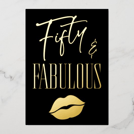 Fun Modern Black Fifty Fabulous Lips Birthday Folie Uitnodiging (Voorkant)