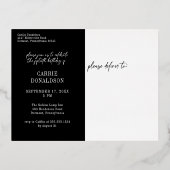 Fun Modern Black Fifty Fabulous Lips Birthday Folie Uitnodiging Briefkaart (Achterkant)