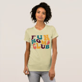 Fun Moms Club Groovy Retro Zomervibes Sad Beige T-shirt (Voorkant volledig)