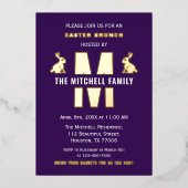 Fun Monogram Familienaam Happy Easter Bunny Rabbit Folie Uitnodiging (Voorkant)