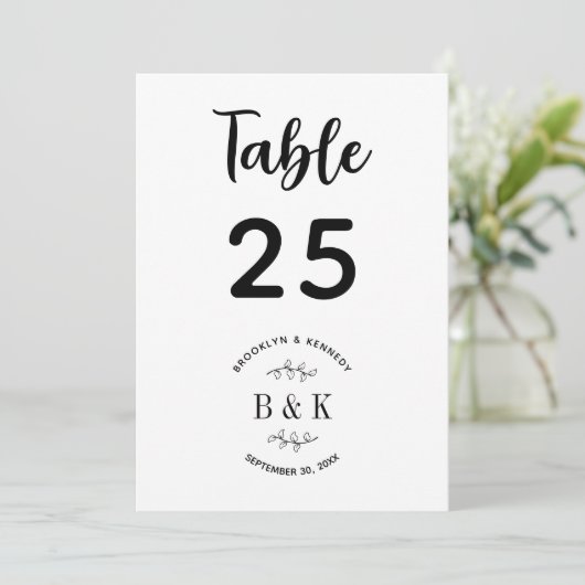 Fun Monogram Floral Botanical Wedding Table Number (Staand voorkant)