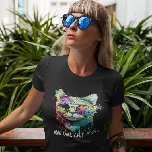 Fun One Cool Cat Mam met kleurrijke zonnebrillen T-shirt