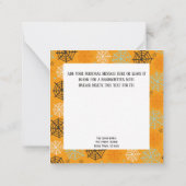 Fun oranje "Happy Halloween" Spiderweb Pattern Notitiekaartje (Achterkant)