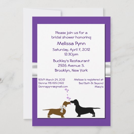 Fun Paarse Dachshunds Bridal Shower Invitation Kaart (Voorkant)