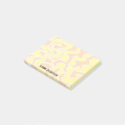 Fun Peach Sinaasappel Lemon Yellow Custom Name Post-it® Notes (Schuin)