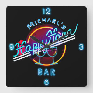 Fun Personalized Mancave Bar Den Happy Hour Vierkante Klok