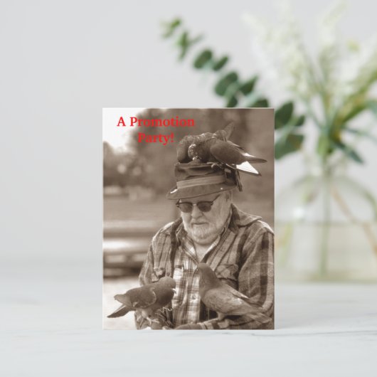 Fun Pigeons Birds on Man Work Promotion Invence Kaart (Staand voorkant)