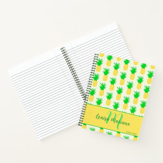Fun Pineapple Polka Dot Monogram Notitieboek (Binnen)