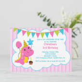 Fun Pink Dinosaurs Birthday Party Invitation Kaart (Staand voorkant)