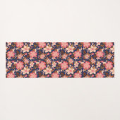 Fun Pink Retro Floral Pattern Monogram Yoga Mat (Achterkant (horizontaal))