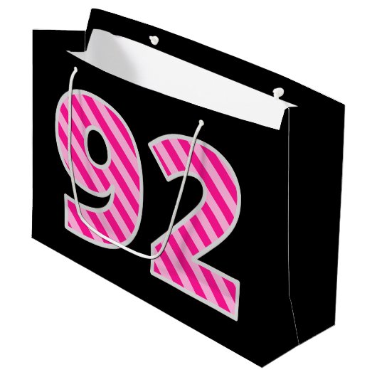 Fun Pink Striped "92"; Happy 92nd Birthday; Name Groot Cadeauzakje (Voorkant Gekanteld)