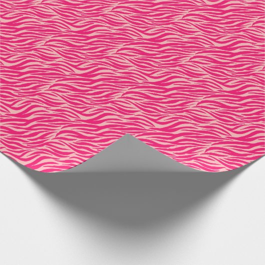 Fun Pink Tiger Stripe Pattern Cadeaupapier (Hoek)