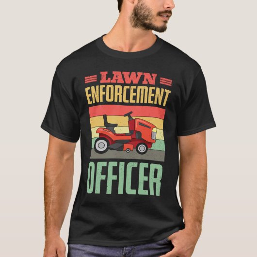 Fun Police Lawn Enforcement Officer Cop Gardener M T-shirt (Voorkant)