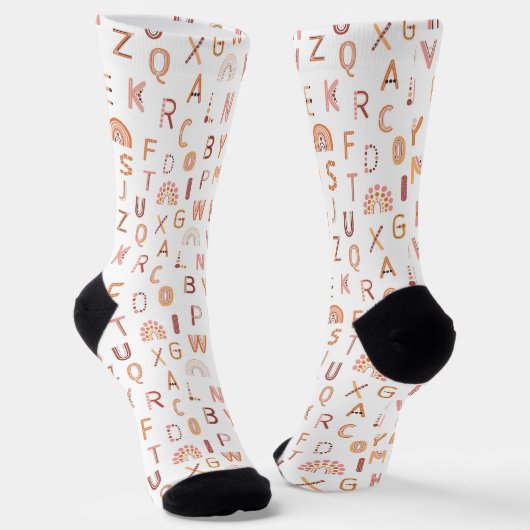Fun Rainbow Alphabet Pattern Sokken (Gebogen)
