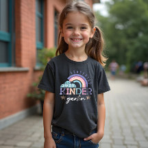 Fun Rainbow Graduated Kindergarten Klasse 2022
