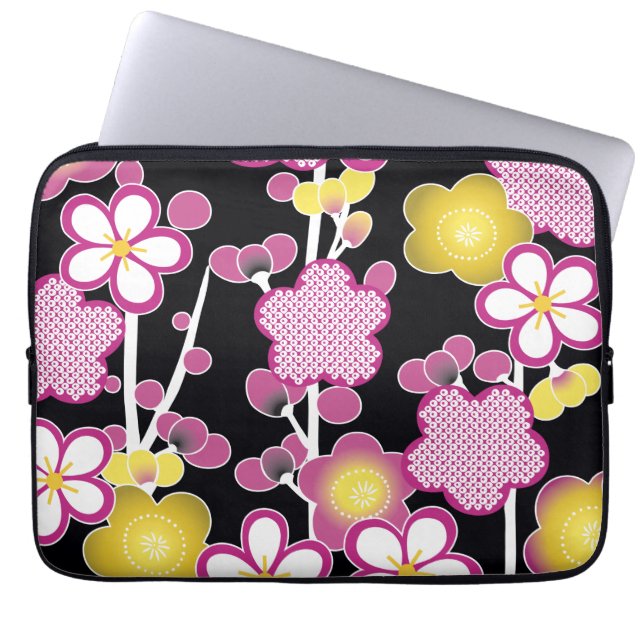 Fun Retro Pink and Yellow Flowers Floral Pattern Laptop Sleeve (Voorkant)