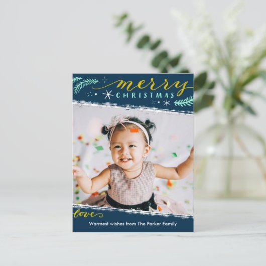 Fun Script Merry Kerstmis op Green Simple Photo Feestdagenkaart (Staand voorkant)