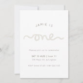 Fun & Simple Unisex First Birthday Beige Invite Kaart (Voorkant)
